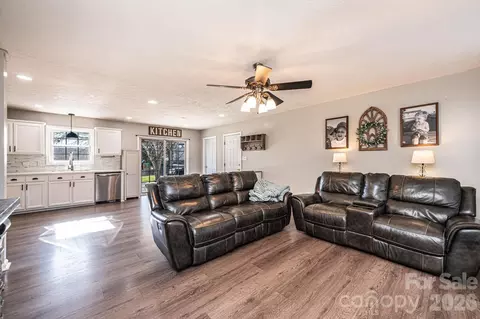 Kitchen - 1355 Millrace Dr, Conover, NC 28613 photo 1 of 6