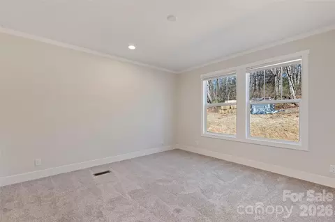 Bedroom - 77 Geiranger Dr, Clyde, NC 28721 photo 6 of 7