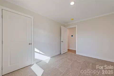 Bedroom - 77 Geiranger Dr, Clyde, NC 28721 photo 3 of 7