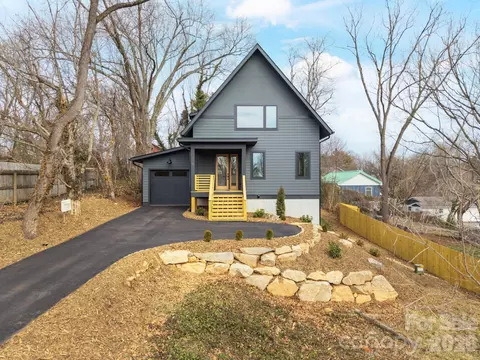 11 Montana Ave, Asheville, NC 28806