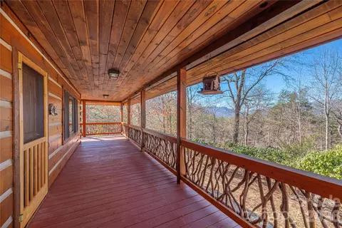 706 Ramble Ln, Canton, NC 28716 photo 8
