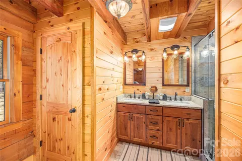 706 Ramble Ln, Canton, NC 28716 photo 17
