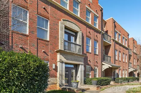 2952 Selwyn 203 Ave #203, Charlotte, NC 28209