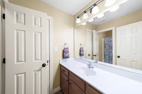 Bath - 3616 Haigler Rd, Monroe, NC 28110 photo 4 of 5