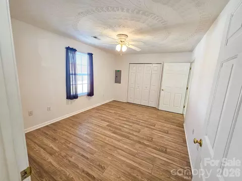 Bedroom - 151 24th Nw St NW, Hickory, NC 28601 photo 5 of 5