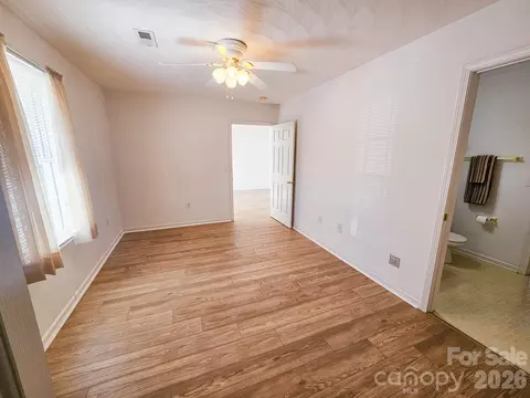 Bedroom - 151 24th Nw St NW, Hickory, NC 28601 photo 3 of 5