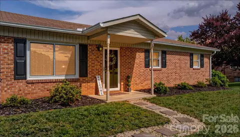 2609 Raintree St, Connelly Springs, NC 28612