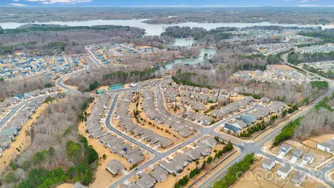 14920 High Bluff Ct, Charlotte, NC 28278