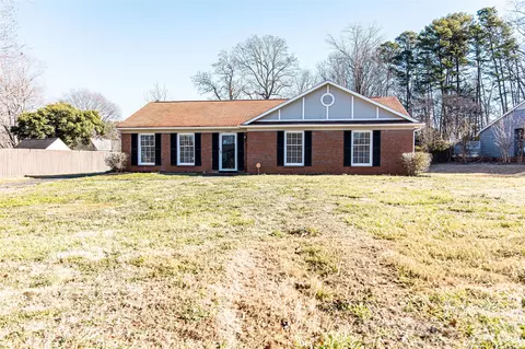 2220 Gaines Ave, Gastonia, NC 28054