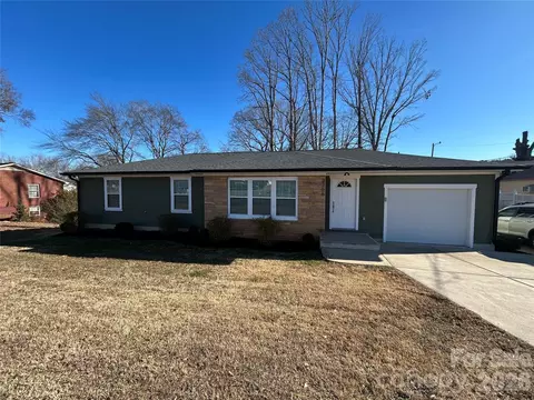 2706 Us Highway 52 N Hwy N, Albemarle, NC 28001