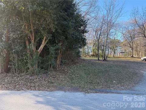 413 Beech St, Gastonia, NC 28052