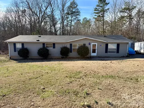 195 Big Tree Dr, Statesville, NC 28677