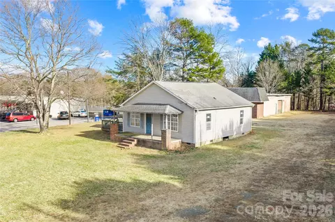 2195 Charlotte Hwy, Mooresville, NC 28115