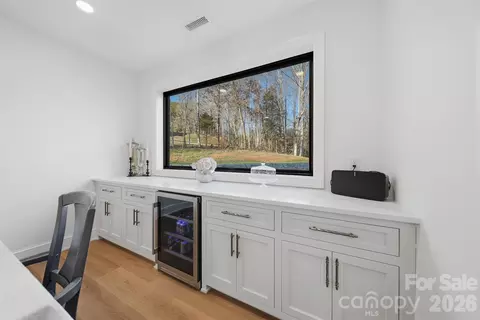 6054 Willowbottom Rd, Hickory, NC 28602 photo 8