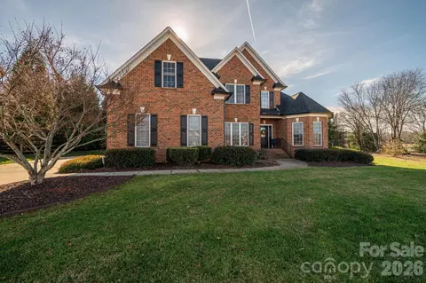 4009 Tall Timber Ct, Gastonia, NC 28056