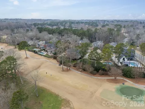 View/Area - 18908 Riverwind Ln, Davidson, NC 28036 photo 2 of 4