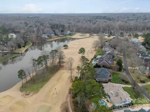 View/Area - 18908 Riverwind Ln, Davidson, NC 28036 photo 3 of 4