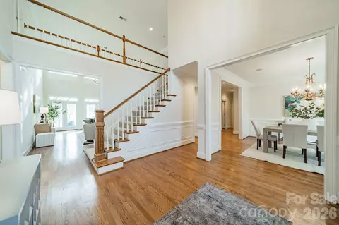 Entry Way - 18908 Riverwind Ln, Davidson, NC 28036 photo 2 of 4