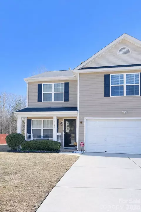 8920 Red Clay Ln, Charlotte, NC 28269