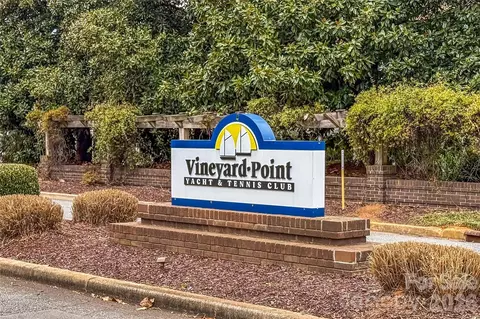 18789 Vineyard Point Ln, Cornelius, NC 28031 photo 43