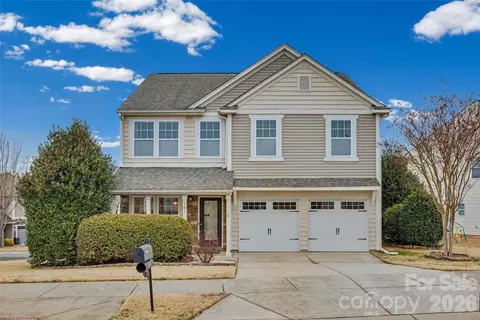 101 S Cromwell Dr, Mooresville, NC 28115