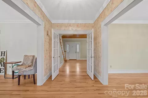 Entry Way - 1223 Creekside Dr, Conover, NC 28613 photo 1 of 5