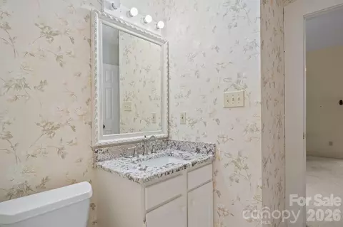 Bath - 1223 Creekside Dr, Conover, NC 28613 photo 5 of 6