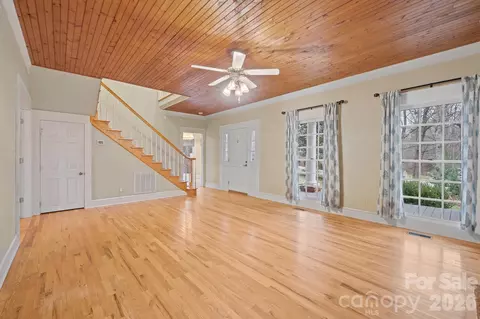 Living - 1223 Creekside Dr, Conover, NC 28613 photo 4 of 4