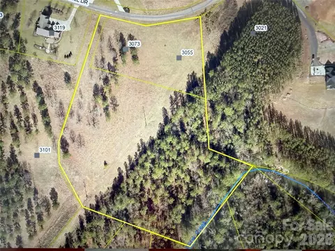3055 Cornwell Dr, Morganton, NC 28655