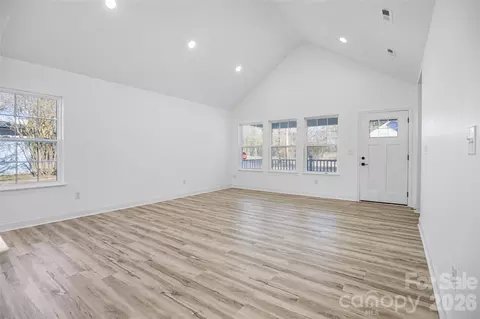 Living - 414 E Broad St, Salisbury, NC 28144 photo 3 of 3