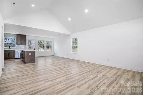 Living - 414 E Broad St, Salisbury, NC 28144 photo 1 of 3