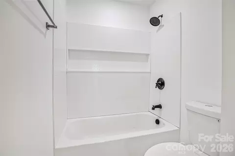 Bath - 414 E Broad St, Salisbury, NC 28144 photo 4 of 4