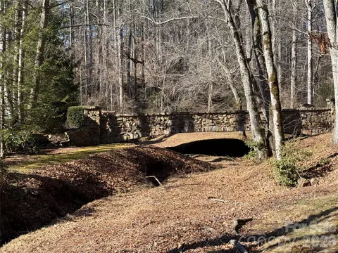 33 High Point Trl, Brevard, NC 28712 photo 9