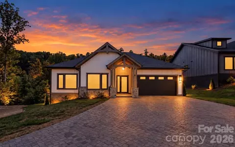 333 Avery Trail Dr, Arden, NC 28704