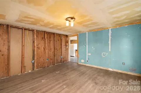 Living - 75 Travis St, Clyde, NC 28721 photo 1 of 1