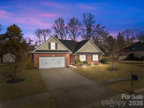 855 Juanita Sw Dr SW, Concord, NC 28027