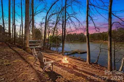 294 Carroll Cv, Clover, SC 29710