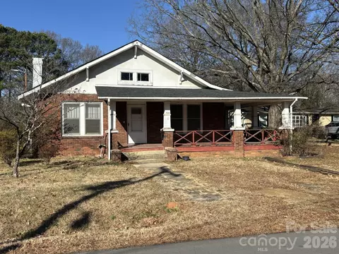514 Boger St, Mooresville, NC 28115