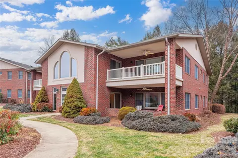 1465 S Lakeshore D-2 Dr #D-2, Lake Junaluska, NC 28745