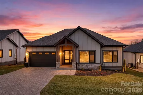 312 Avery Trail Dr, Arden, NC 28704