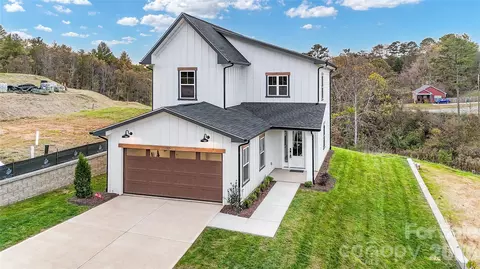 115 Chapel Crossing 2 Ln #2, Weaverville, NC 28787