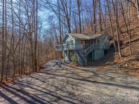 744 Coon Creek Rd, Franklin, NC 28734
