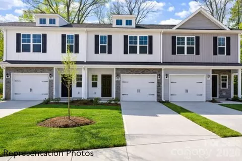 3114 Aberleaf Ln, Charlotte, NC 28227