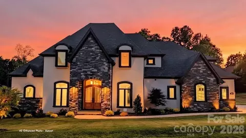 110 Hunts Landing Dr, Mooresville, NC 28117