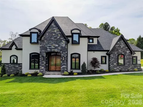 110 Hunts Landing Dr, Mooresville, NC 28117