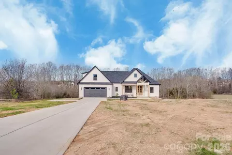 3316 Evondale Rd, Lincolnton, NC 28092