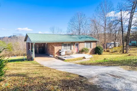 225 Baxter St, Morganton, NC 28655 photo 14