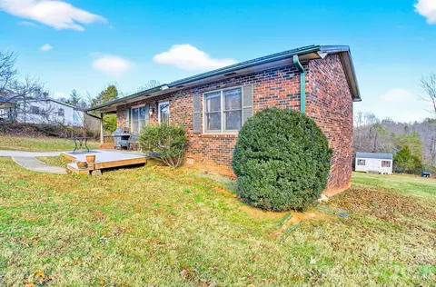 225 Baxter St, Morganton, NC 28655 photo 20