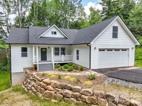 25 Amys Way, Black Mountain, NC 28711