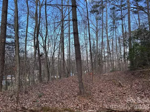 301 Burke St, Hickory, NC 28601